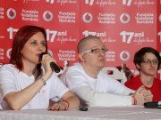 Fundaţia Vodafone România derulează un proiect pentru sprijinirea pacienţilor cu scleroză multiplă Dragos Zaharia, Angela Galeța, Luiza Pop